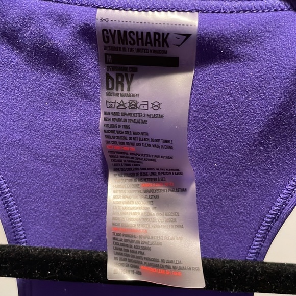 Gymshark medium workout top - Picture 3 of 3